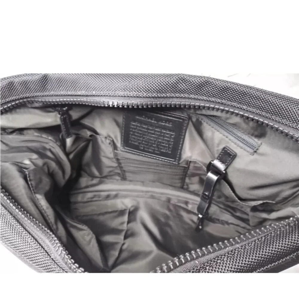 Michael Kors Parker Messenger Bag Black Shoulder Bag